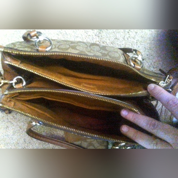 Coach purse-comes with matching wallet for free! - Picture 5 of 6